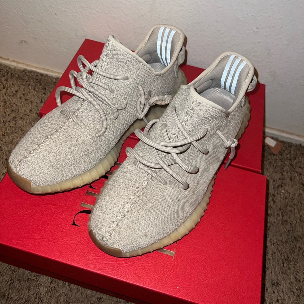 Adidas sesame yeezy boost 350 size 10